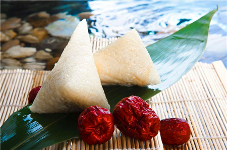 空氣儲罐廠家淺析端午時節(jié)“秋高氣爽”旅游理想選擇